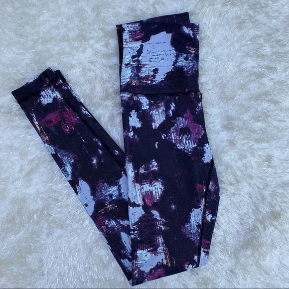 Lululemon Wunder Under Hi-rise pant, purple floral leggings size 6 *rare* - Picture 4 of 6